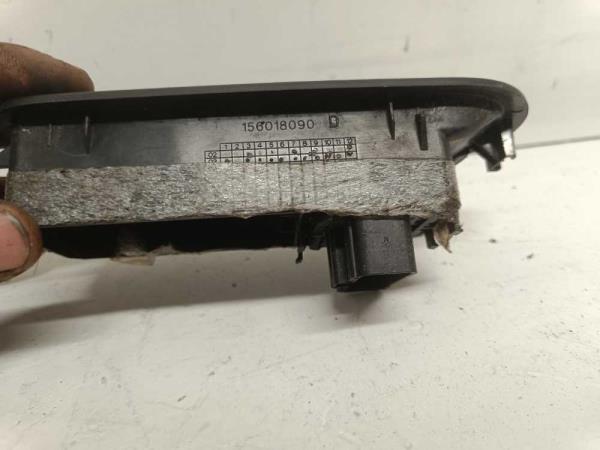 BOUTON LEVE VITRE RENAULT MEGANE 2 ( 2VITRES ) - Vue 3